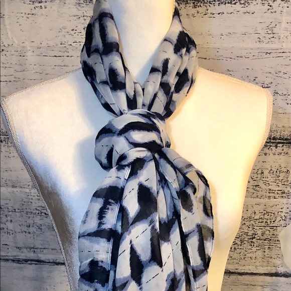 Nicole Marciano Accessories - Nicole Marciano Scarf - White & Blue w/Tassels
